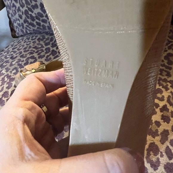 EUC Stuart Weitzman Tan Wedges Sz 9 - Picture 6 of 9